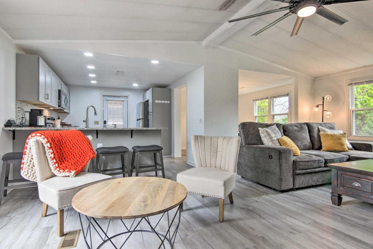 Cozy Asheville Cottage With Grill And Fire Pit! Εξωτερικό φωτογραφία