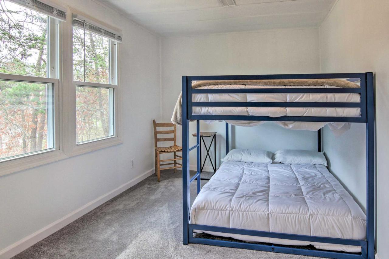 Cozy Asheville Cottage With Grill And Fire Pit! Εξωτερικό φωτογραφία